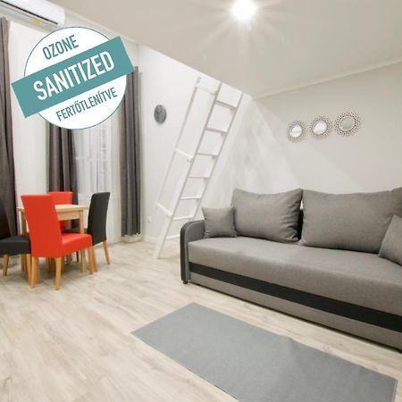 Standard Apartment By Hi5 - Csengery 3 Boedapest Buitenkant foto